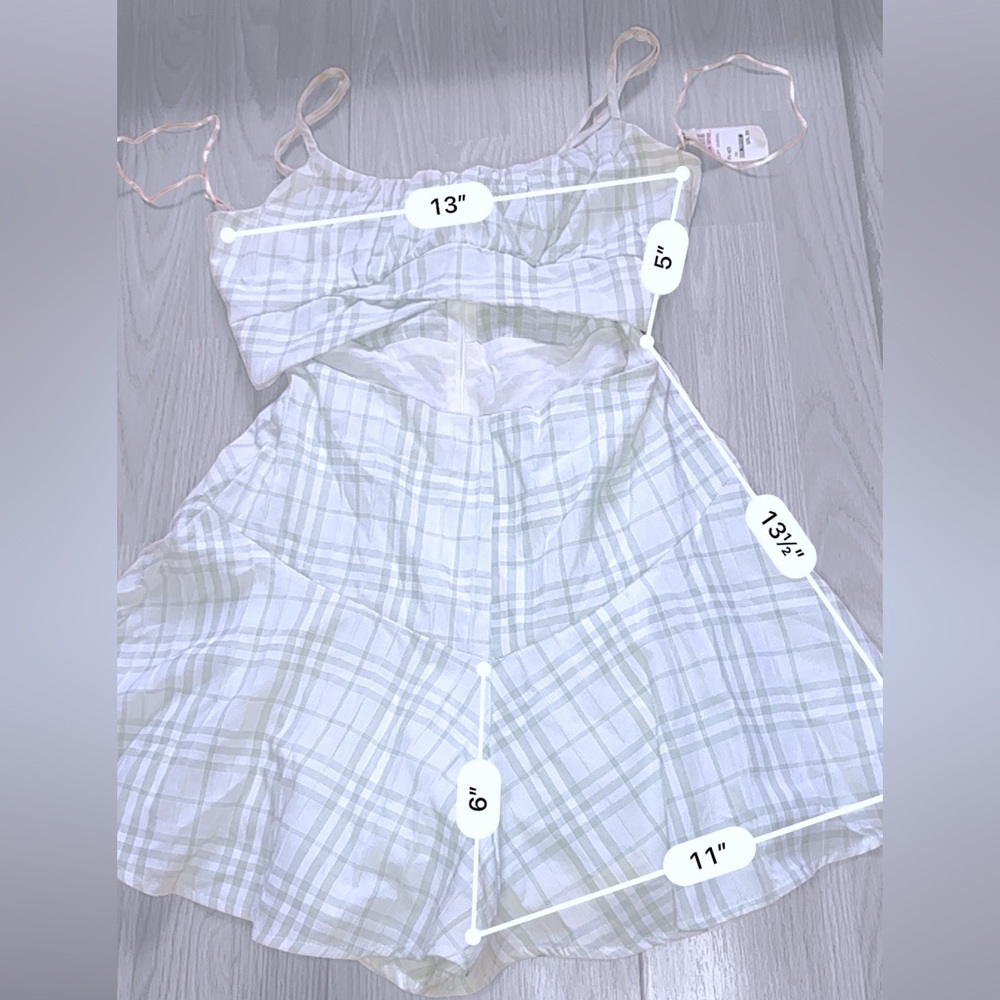 HYFVE Women’s Green Gingham Summer Romper - Picture 7 of 9